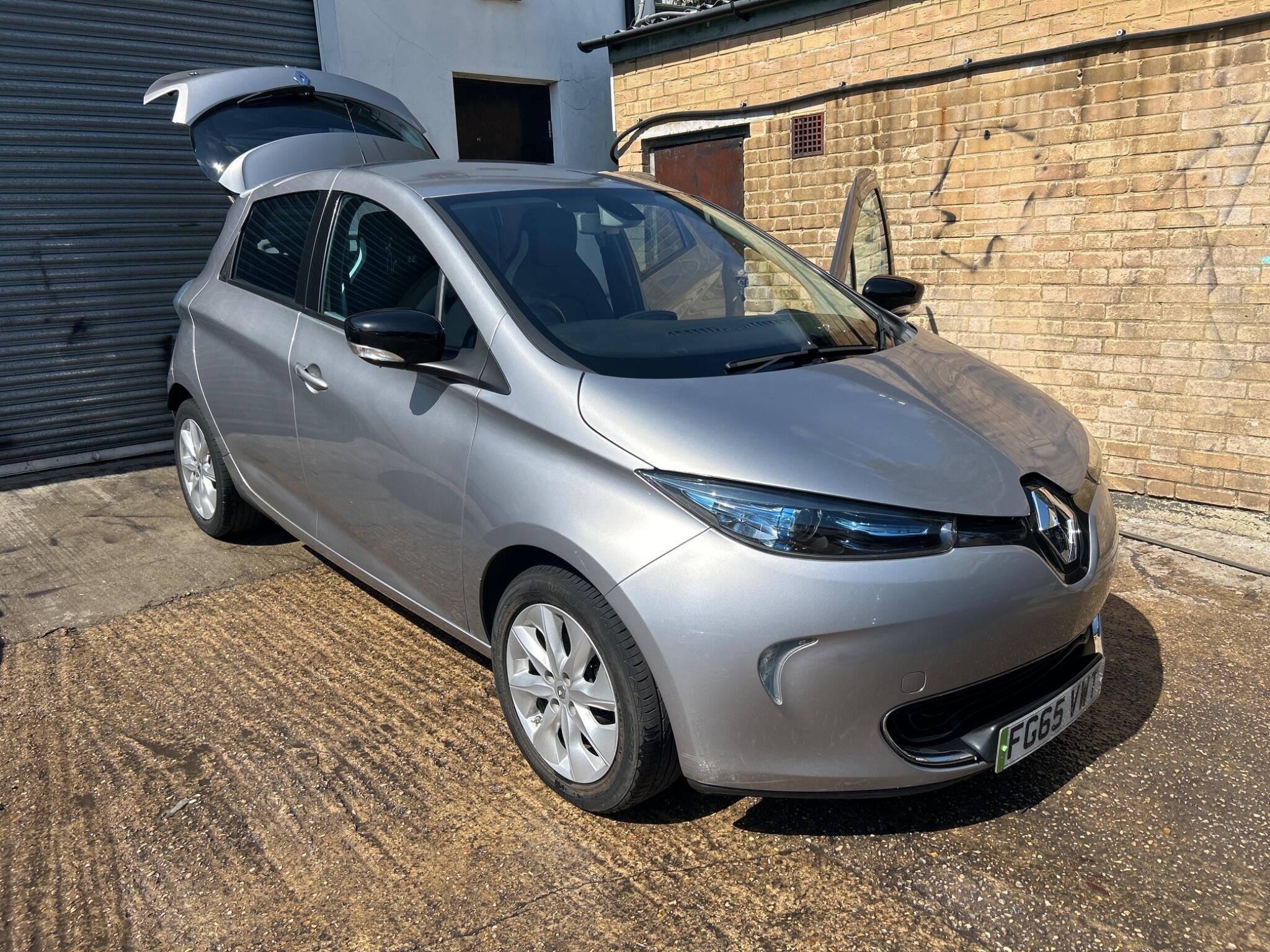 2015 RENAULT ZOE
